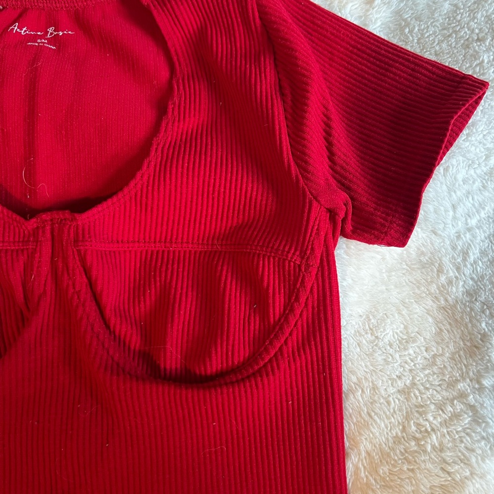 Aritzia Red Ribbed Scoop-Neck Short Sleeve Top